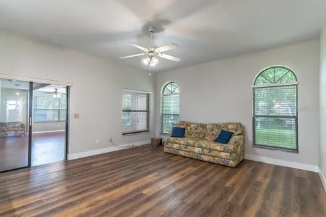 2213 Oldfield Drive Orlando FL 32837