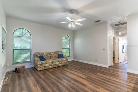 2213 Oldfield Drive Orlando FL 32837