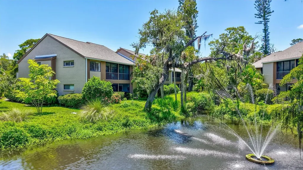 1637 Brookhouse Court Sarasota FL 34231