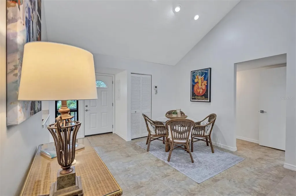 1637 Brookhouse Court Sarasota FL 34231