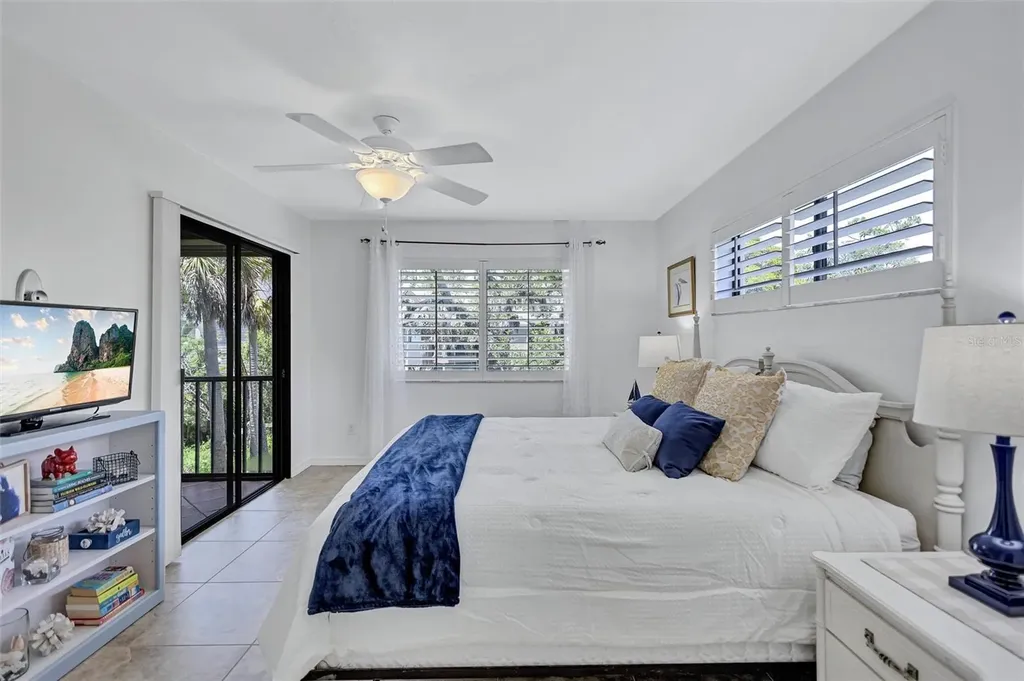 1637 Brookhouse Court Sarasota FL 34231