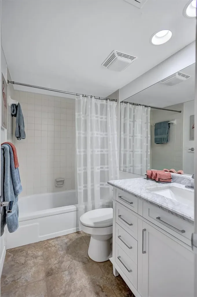 1637 Brookhouse Court Sarasota FL 34231