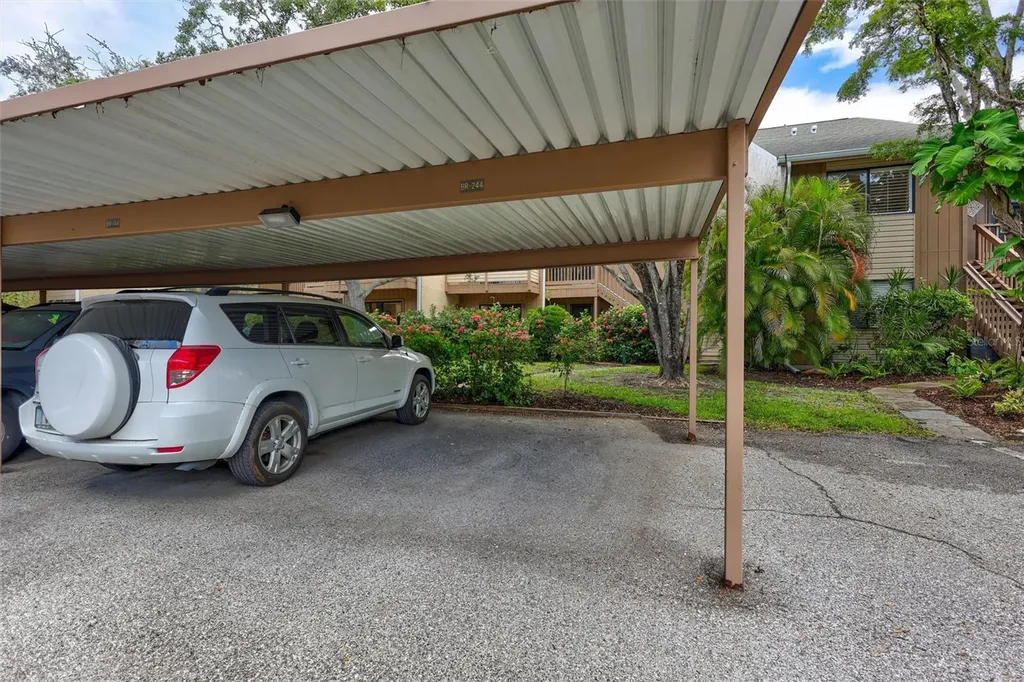1637 Brookhouse Court Sarasota FL 34231