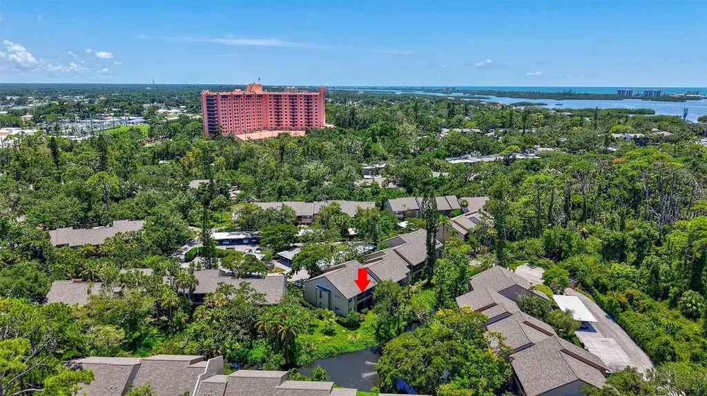 1637 Brookhouse Court Sarasota FL 34231