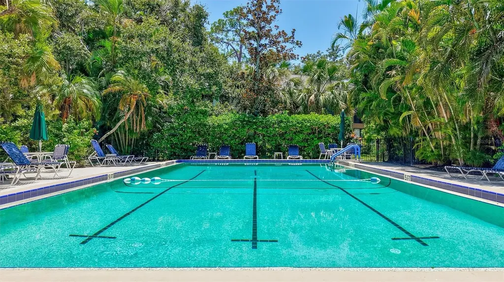 1637 Brookhouse Court Sarasota FL 34231