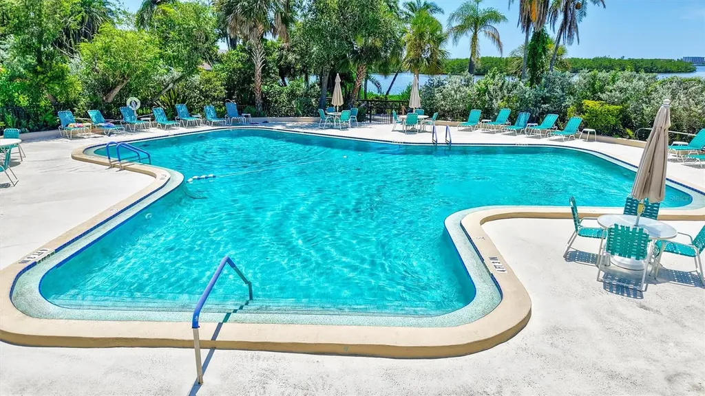 1637 Brookhouse Court Sarasota FL 34231