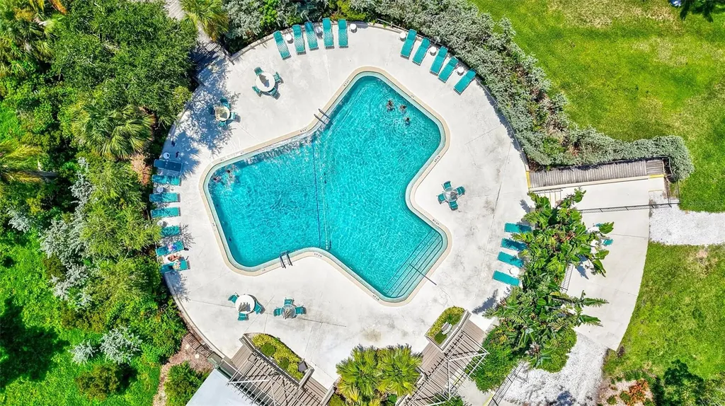 1637 Brookhouse Court Sarasota FL 34231