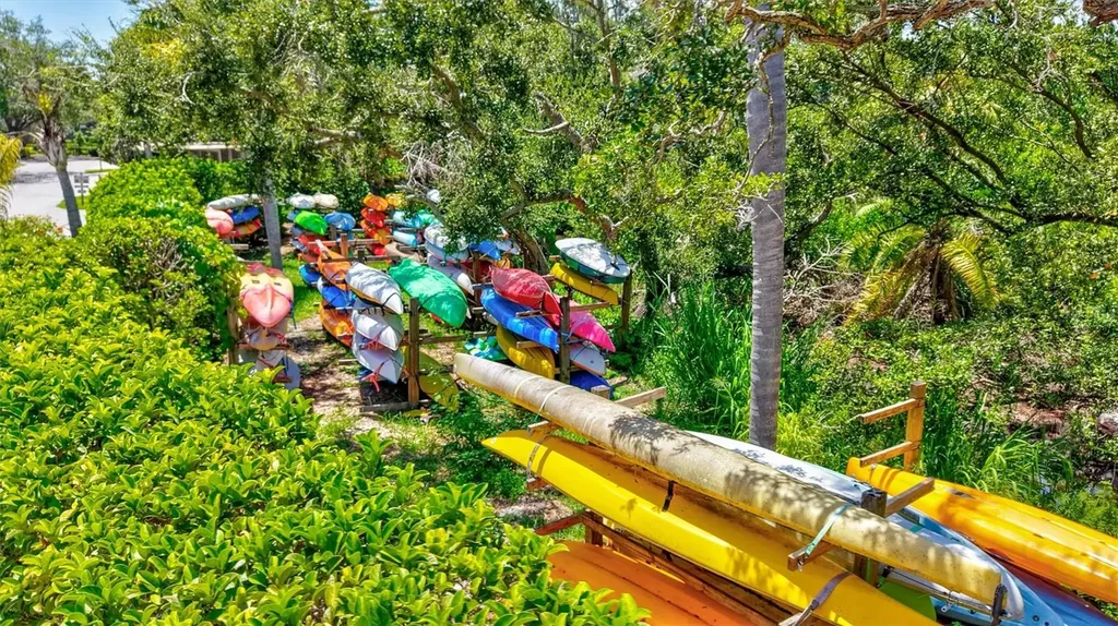 1637 Brookhouse Court Sarasota FL 34231