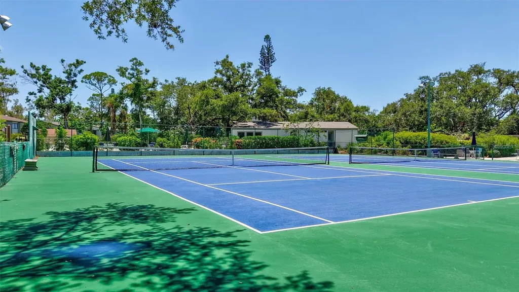 1637 Brookhouse Court Sarasota FL 34231