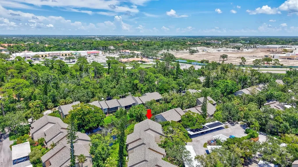 1637 Brookhouse Court Sarasota FL 34231
