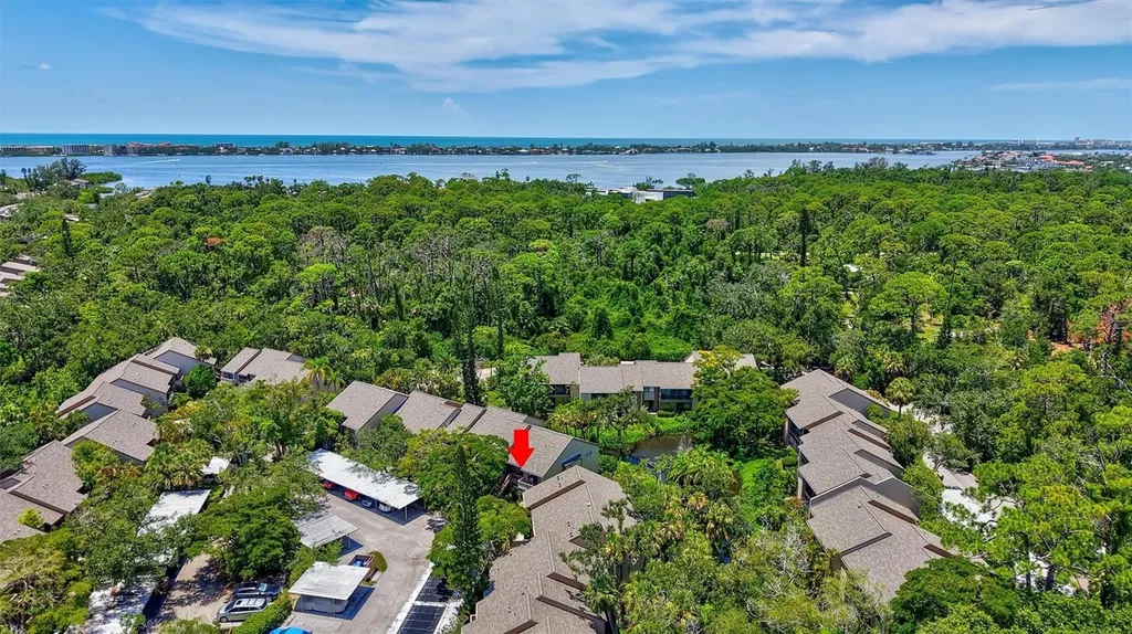 1637 Brookhouse Court Sarasota FL 34231