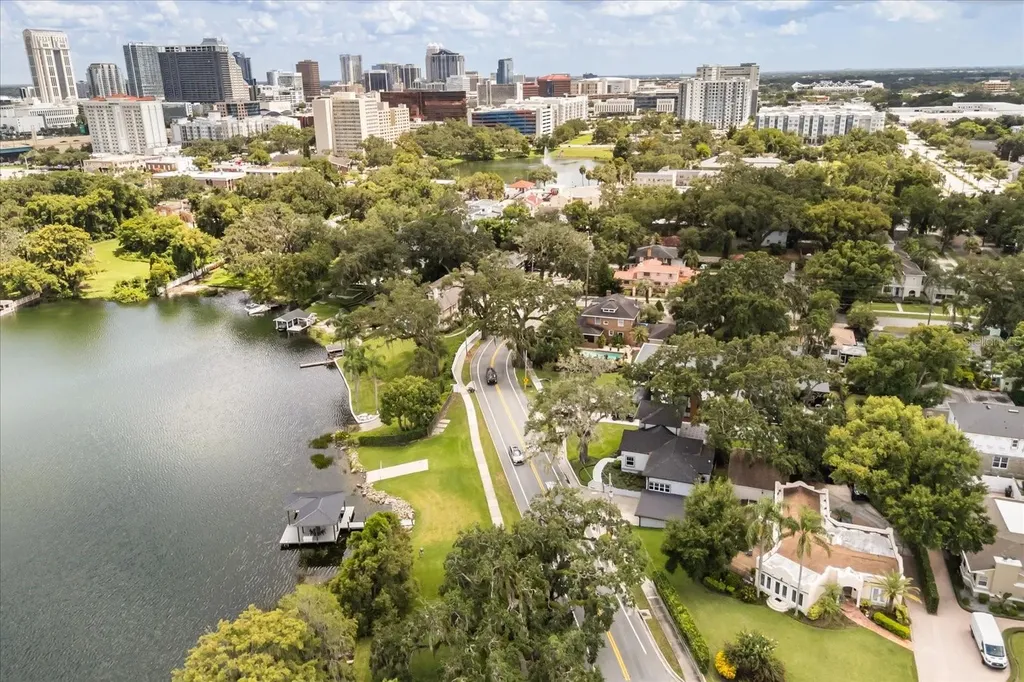 808 Edgewater Drive Orlando FL 32804