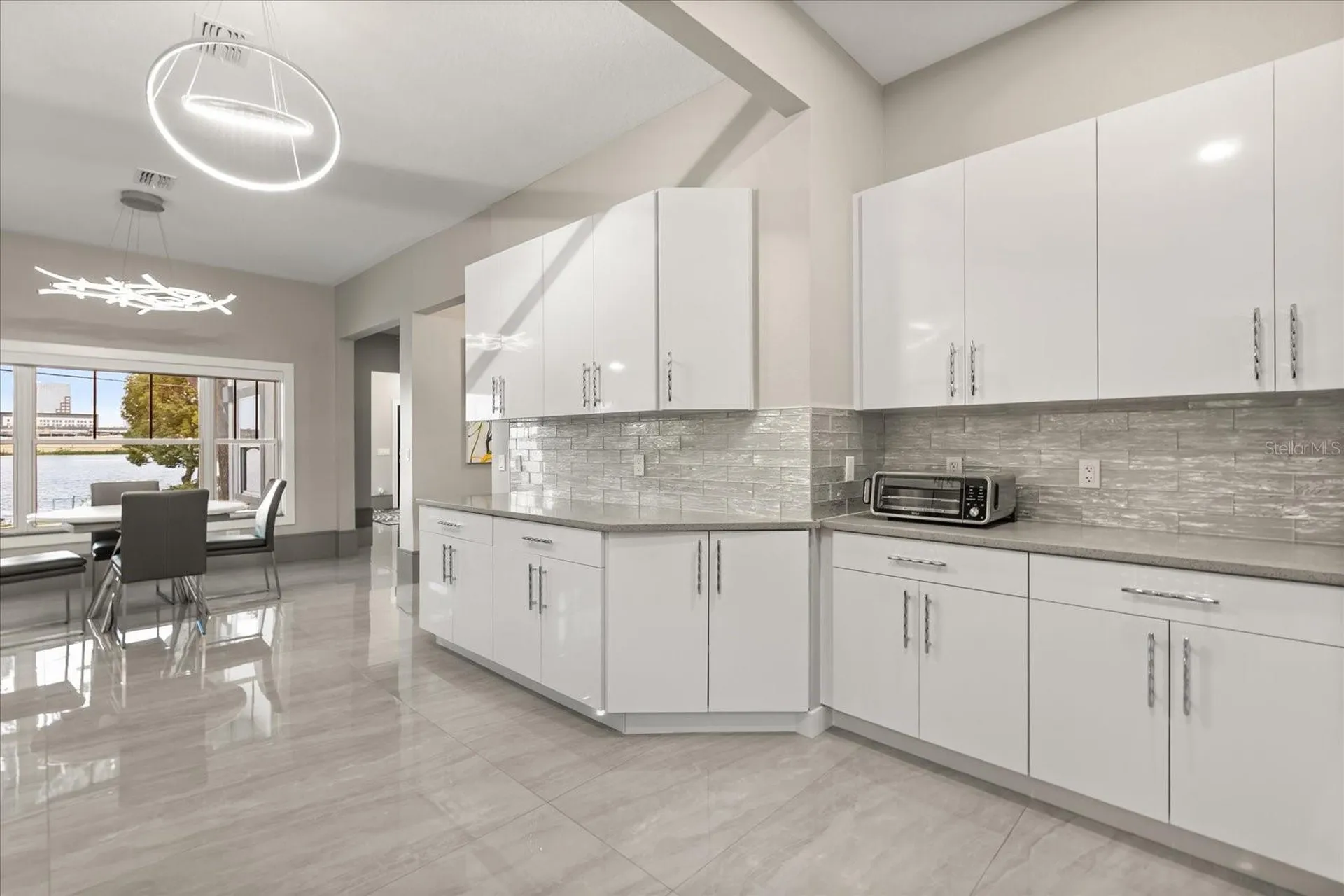 808 Edgewater Drive Orlando FL 32804