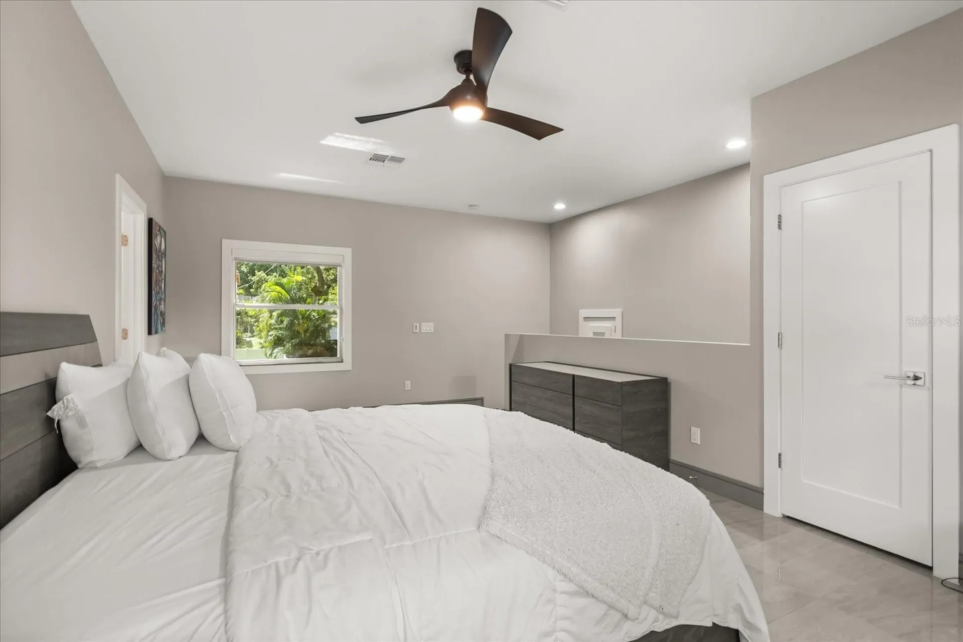 808 Edgewater Drive Orlando FL 32804