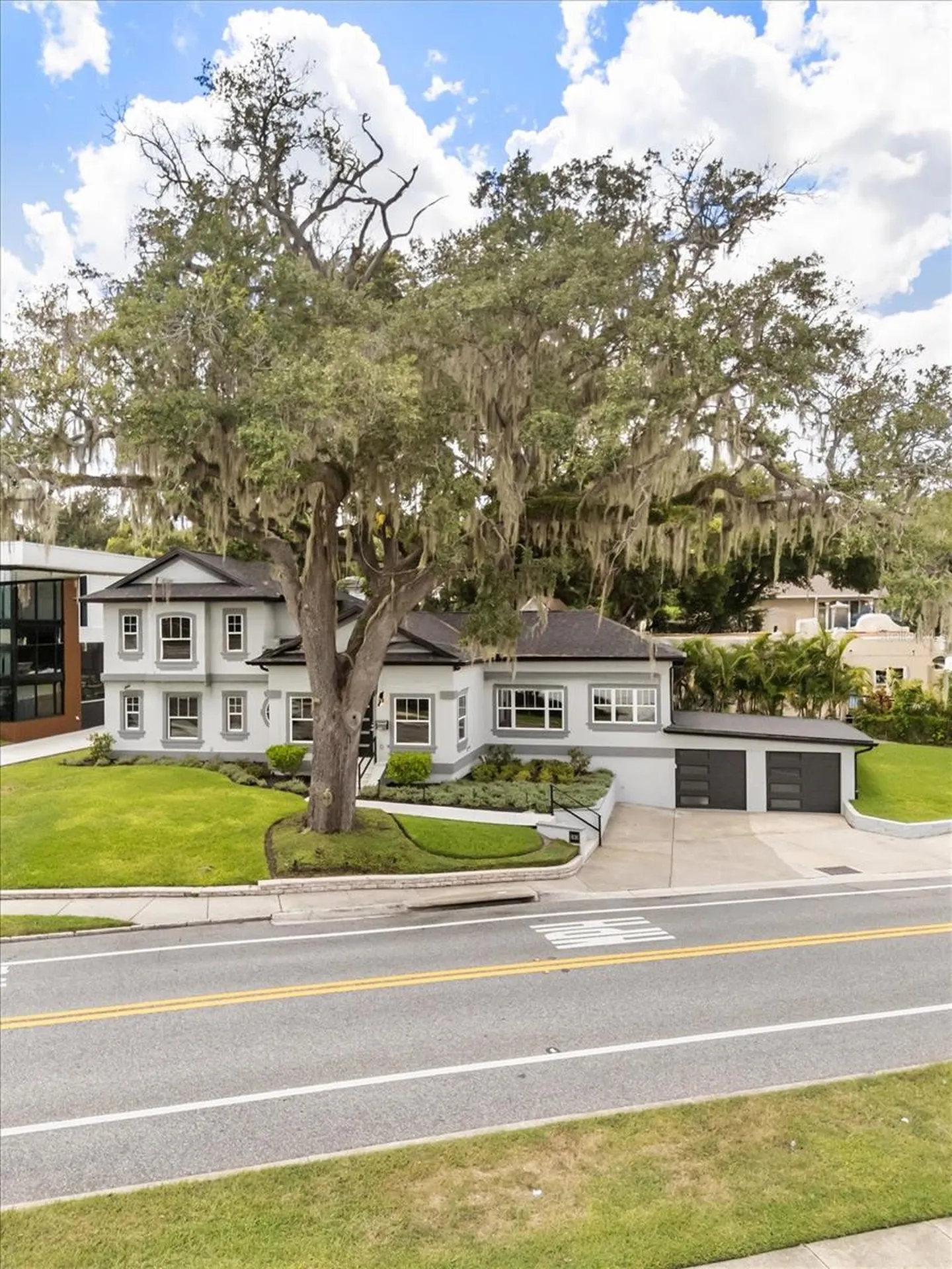 808 Edgewater Drive Orlando FL 32804
