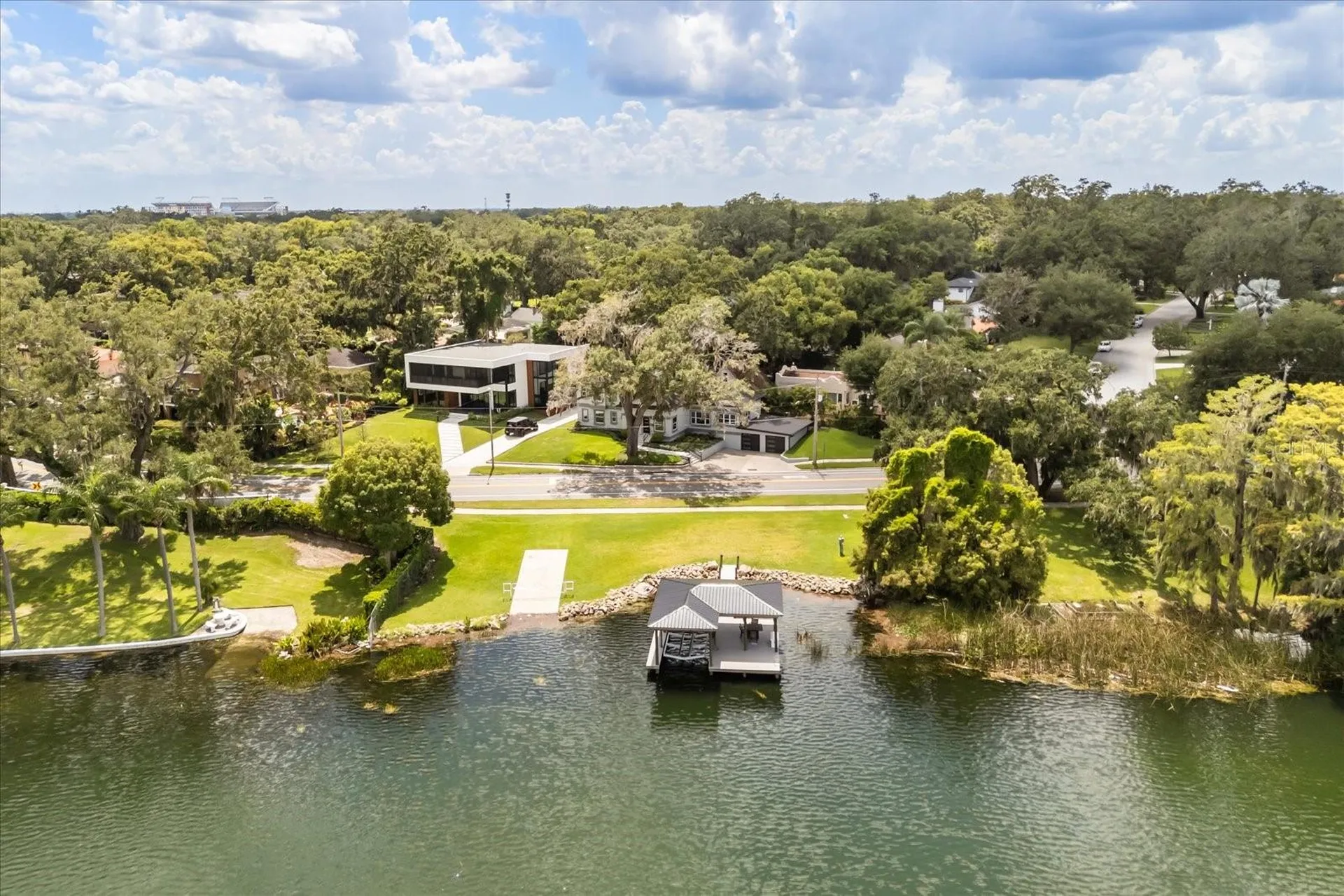 808 Edgewater Drive Orlando FL 32804