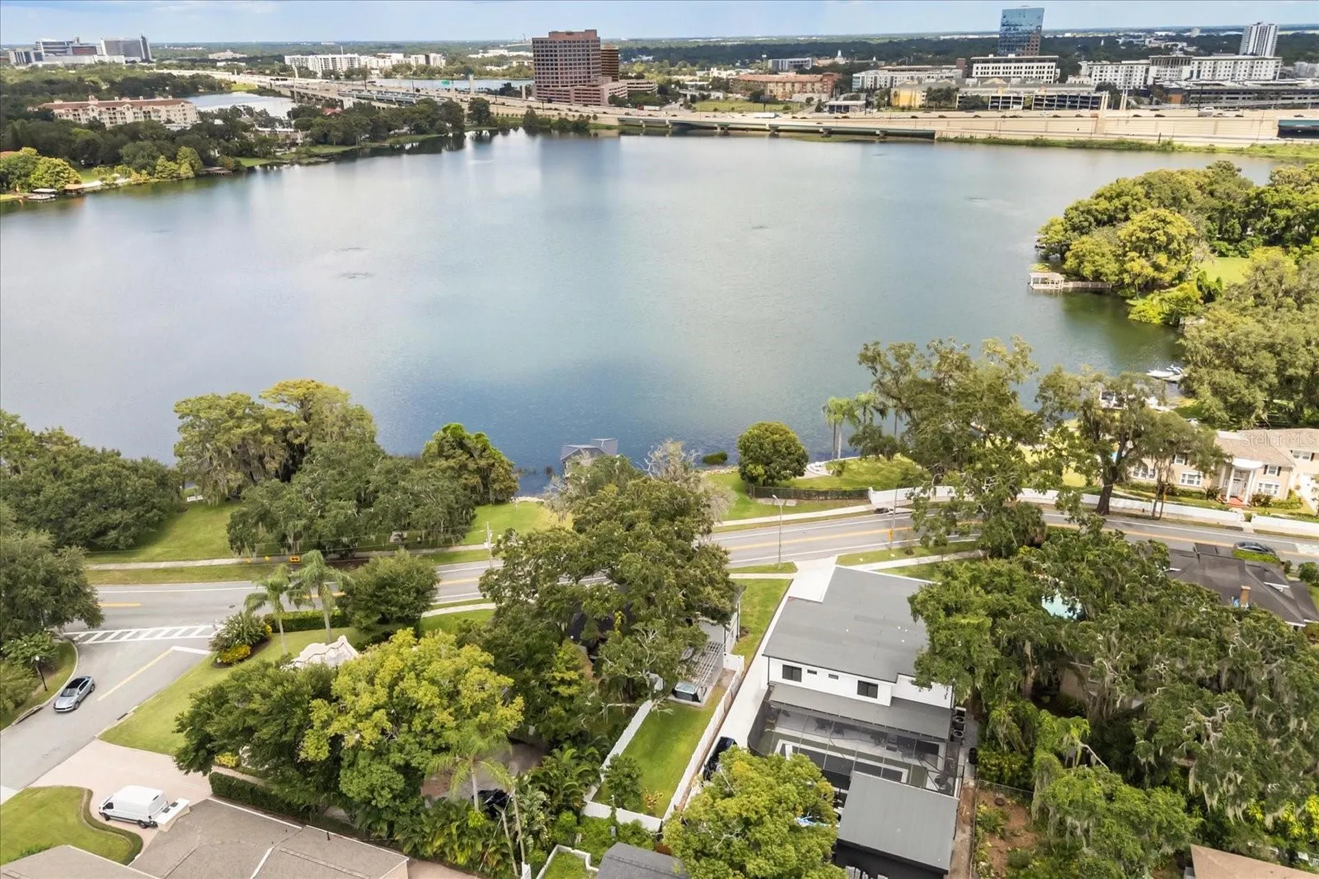 808 Edgewater Drive Orlando FL 32804