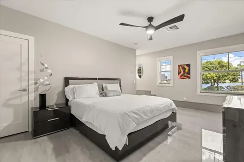 808 Edgewater Drive Orlando FL 32804
