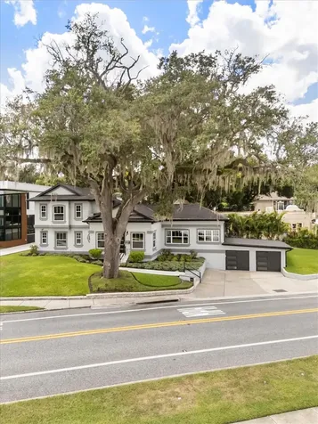 808 Edgewater Drive Orlando FL 32804