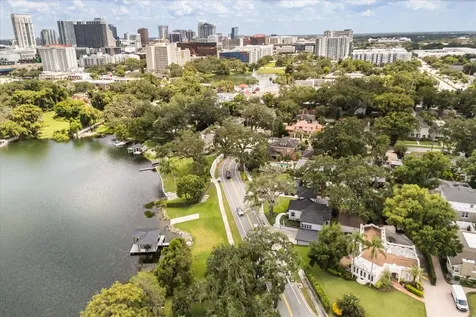 808 Edgewater Drive Orlando FL 32804