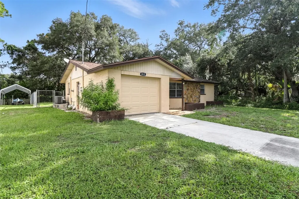 8035 Gulf Way Hudson FL 34667