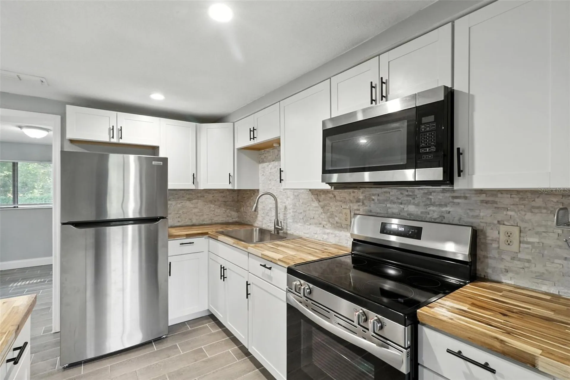 8035 Gulf Way Hudson FL 34667