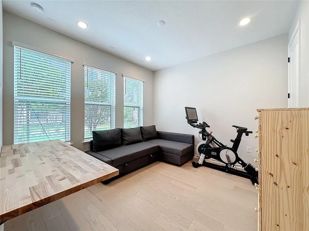 2154 Whitney Marsh Alley Orlando FL 32804