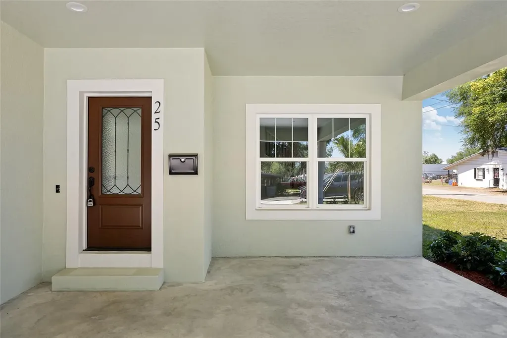 25 Edwards Street Plant City FL 33563