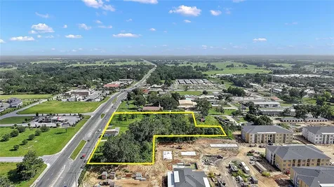 11535 N Us 301 Oxford FL 34484