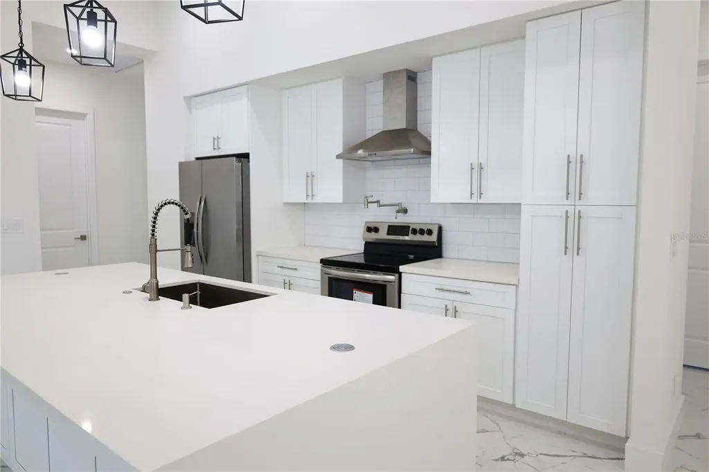 2751 NW 42nd Place Cape Coral FL 33993