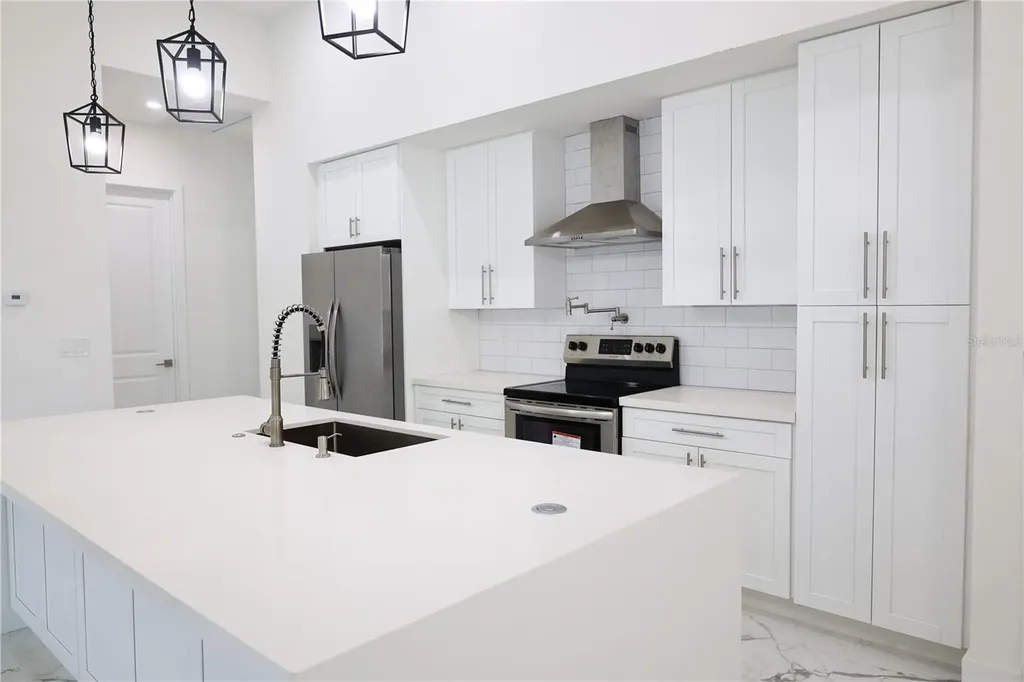 2751 NW 42nd Place Cape Coral FL 33993