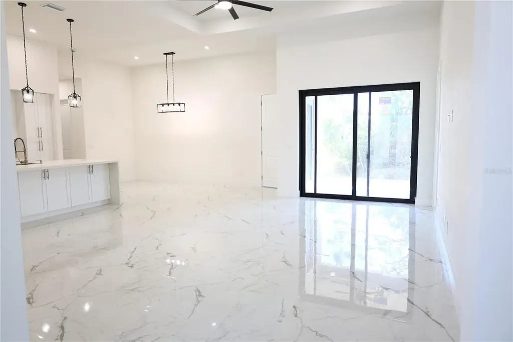 2751 NW 42nd Place Cape Coral FL 33993