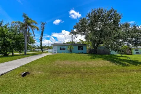 8382 Osprey Road Englewood FL 34224