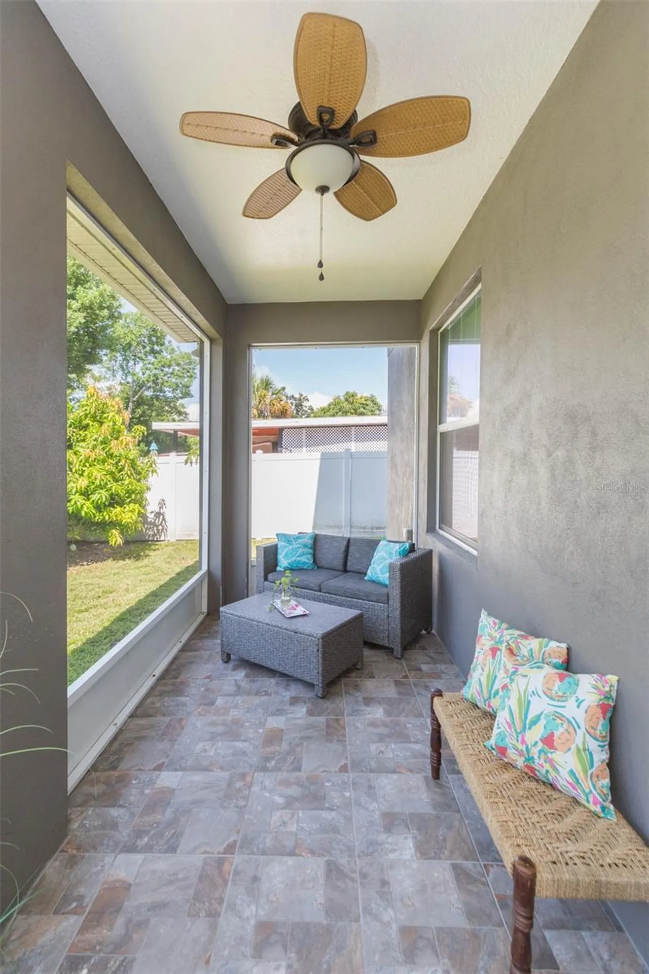 4007 W Gray Street Tampa FL 33609