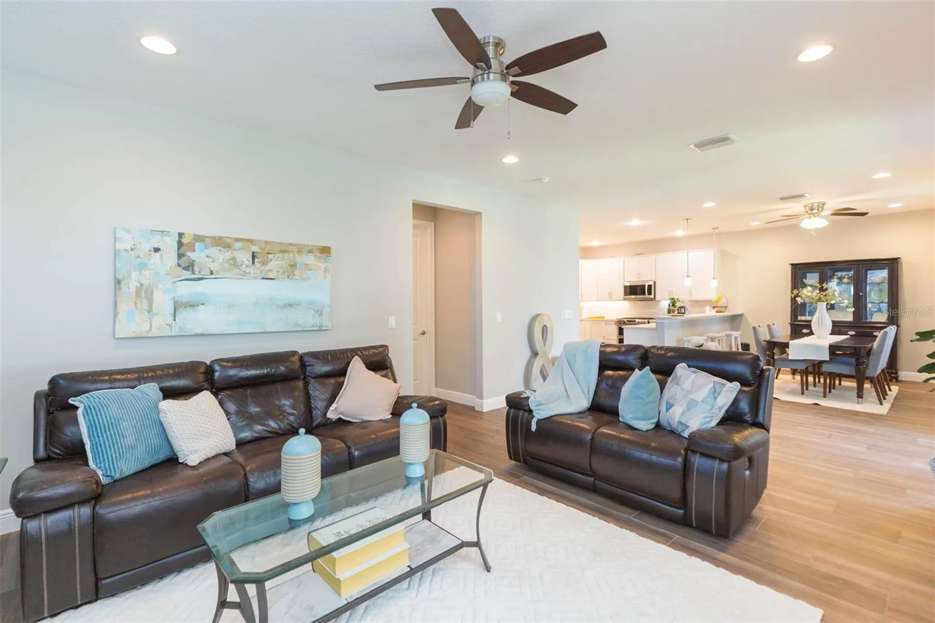 4007 W Gray Street Tampa FL 33609