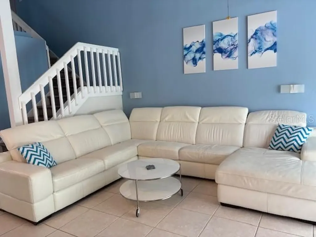 906 Montana Avenue Davenport FL 33897
