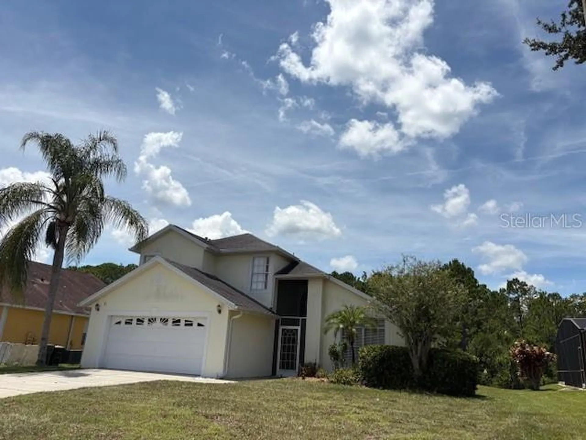 906 Montana Avenue Davenport FL 33897