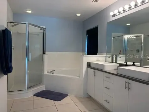 906 Montana Avenue Davenport FL 33897