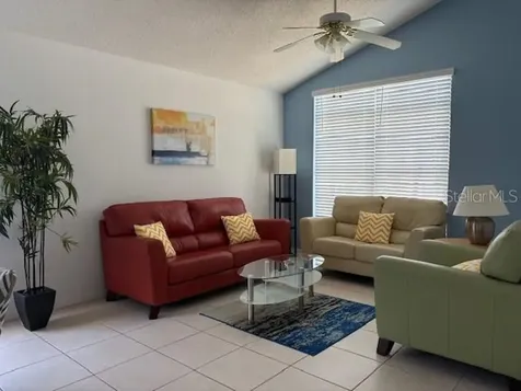 906 Montana Avenue Davenport FL 33897