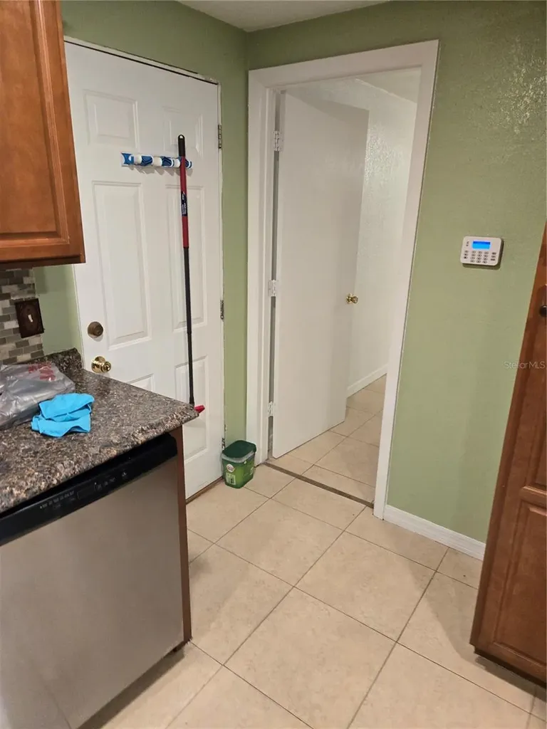3712 Argon Drive Tampa FL 33619
