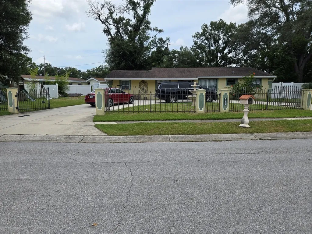 3712 Argon Drive Tampa FL 33619