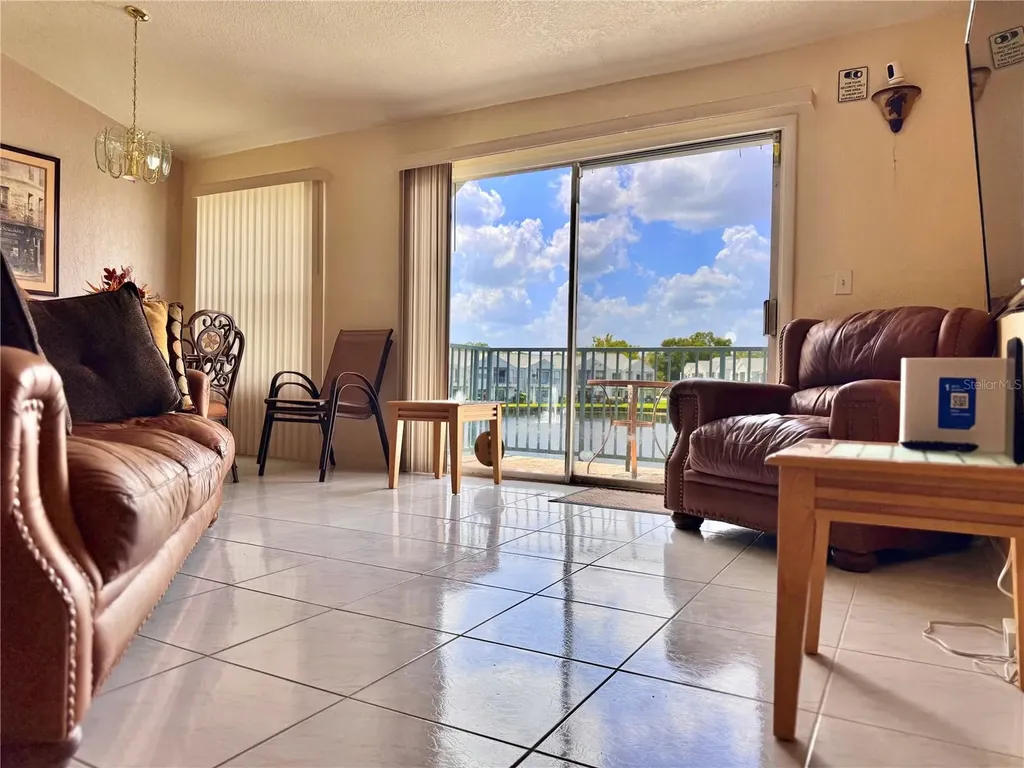 2520 Woodgate Boulevard Orlando FL 32822