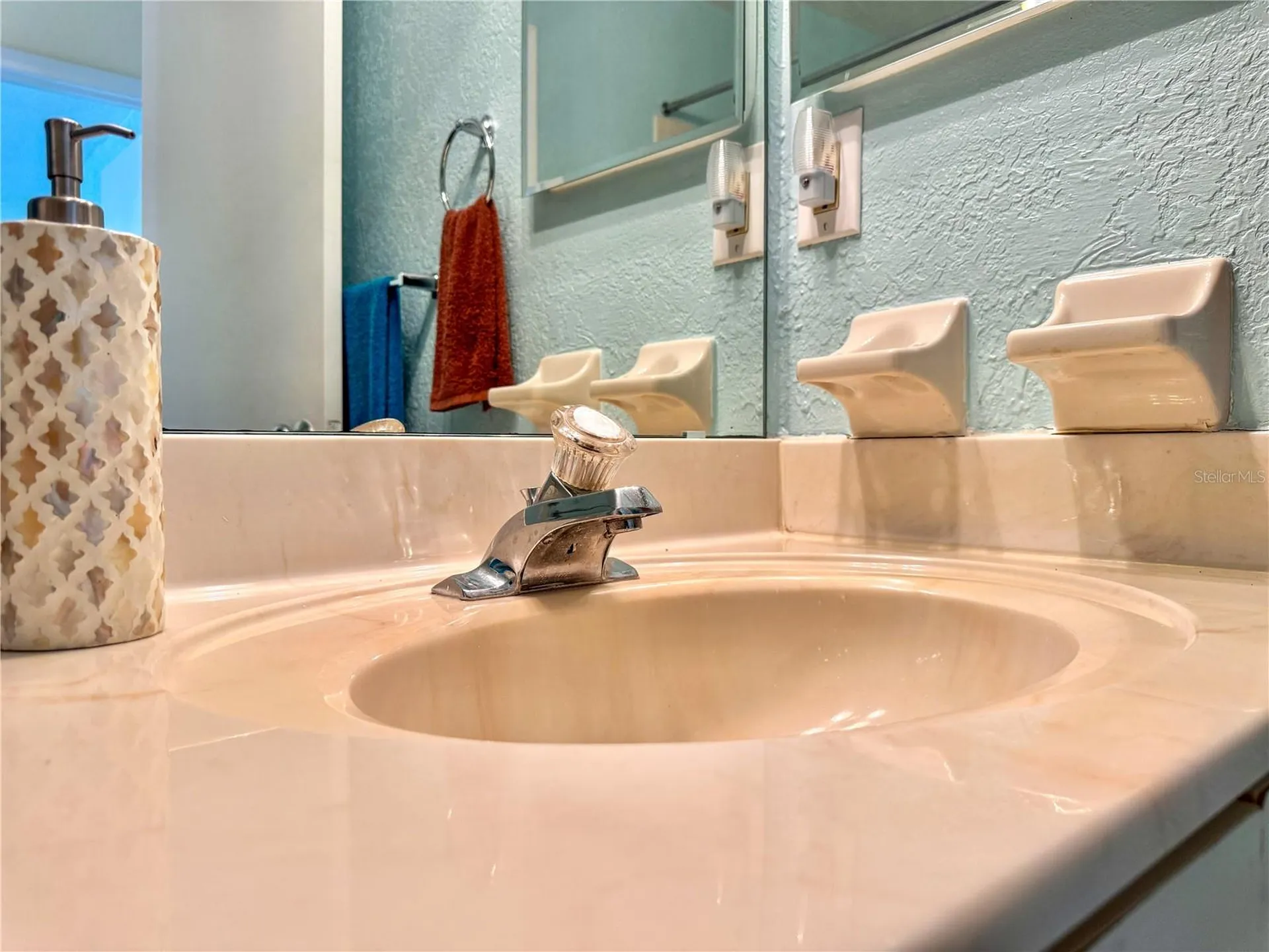 2520 Woodgate Boulevard Orlando FL 32822