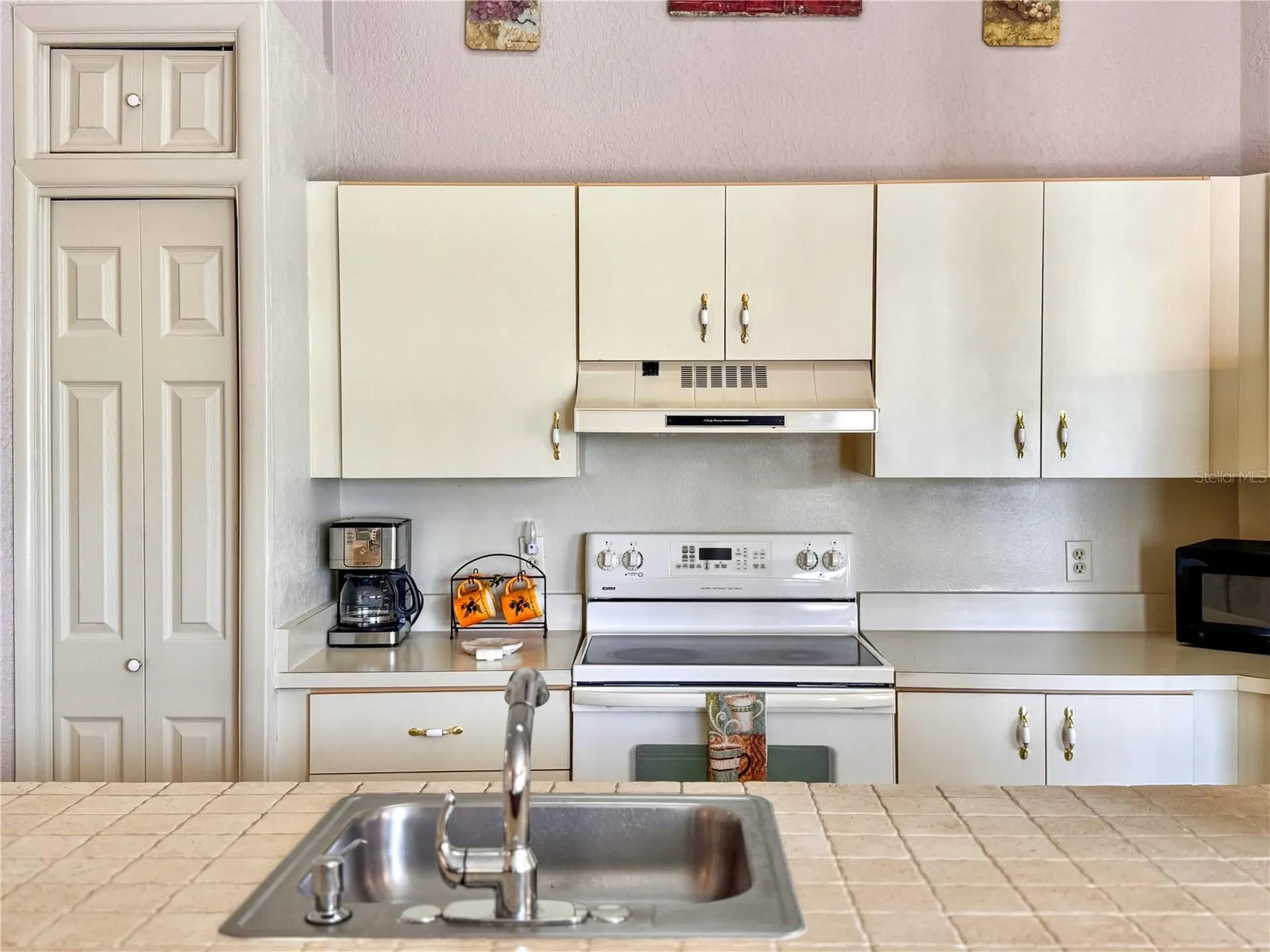 2520 Woodgate Boulevard Orlando FL 32822