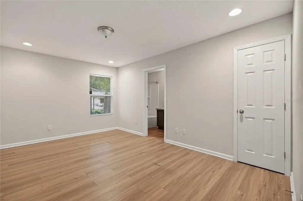 5315 Colonial Avenue Jacksonville FL 32210