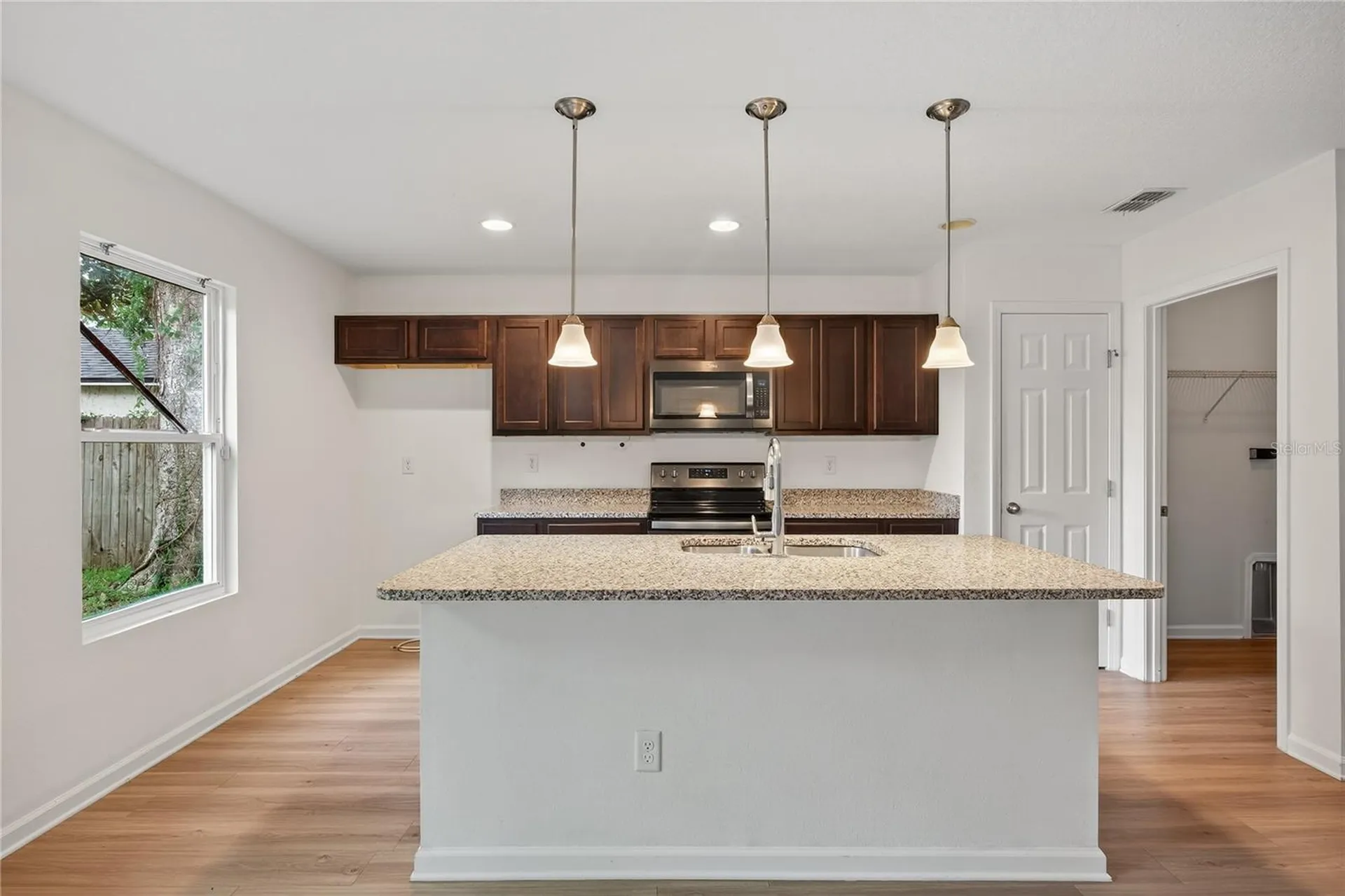 5315 Colonial Avenue Jacksonville FL 32210