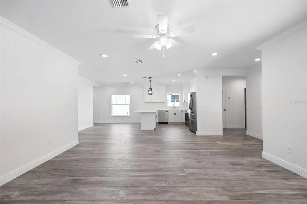 23 N Edwards Street Plant City FL 33563