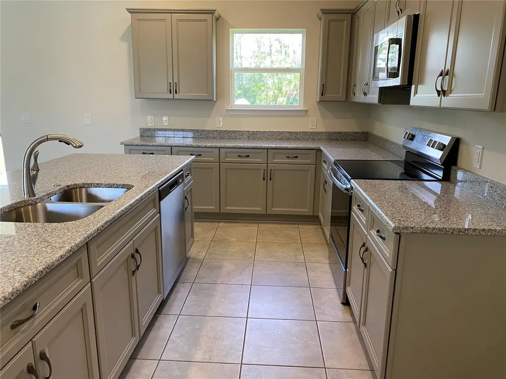 2139 Gascom Street North Port FL 34288