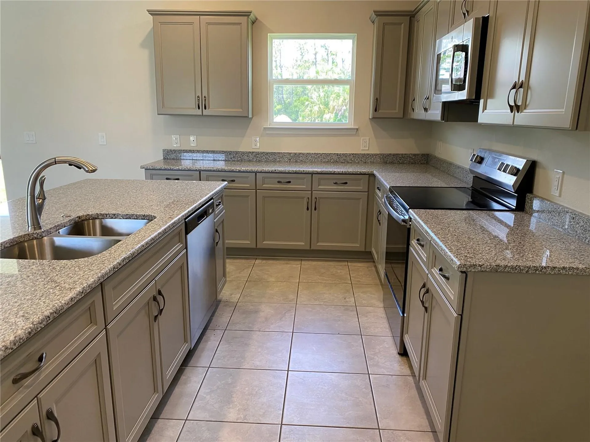 2139 Gascom Street North Port FL 34288