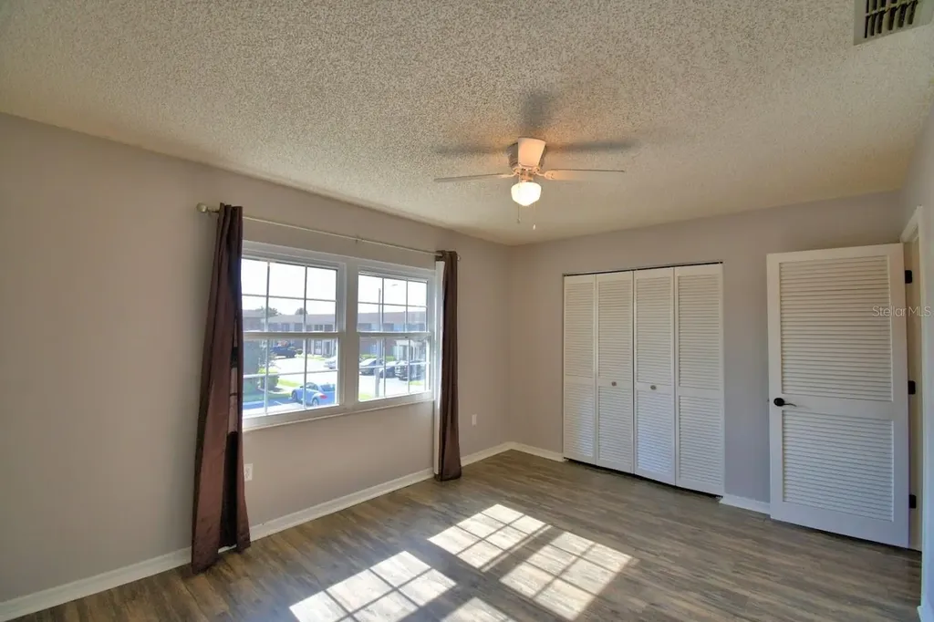 1920 E Edgewood Drive Lakeland FL 33803